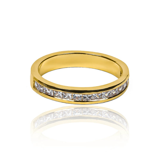 Anillo Line Princess, fabricado en Joyería Caracas, con oro 18k y una garantía para toda la vida.