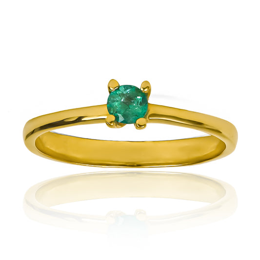 Anillo de compromiso pirámide Esmeralda, fabricado en Joyería caracas con oro 18k de la más alta calidad y certificado de garantía de por vida.