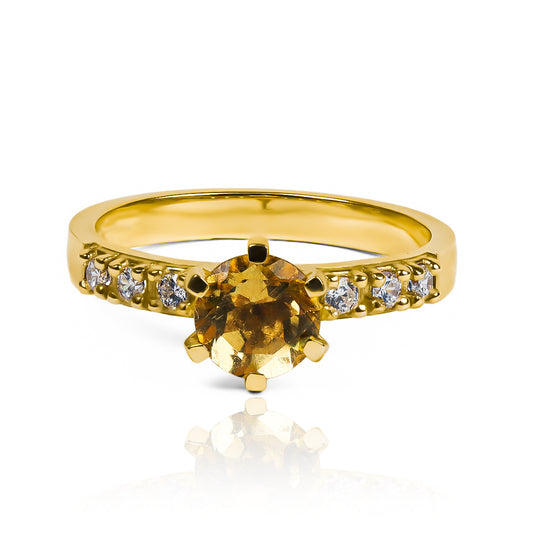 Anillo de compromiso Raff Lover II, una verdadera joya de Joyería Caracas. Diseñado en oro 18k, cuenta con certificado de calidad y garantía de por vida.