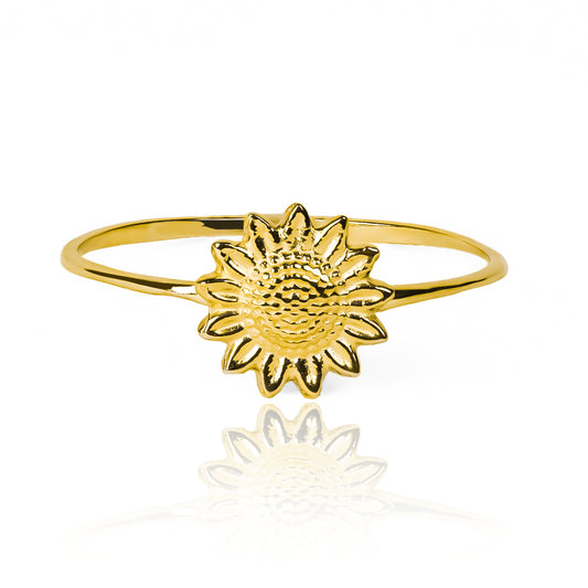 Anillo girasol SS, fabricado por Joyería Caracas en oro 18k, cuenta con certificado de calidad y garantía de por vida, lo que le aporta una durabilidad y elegancia incomparables.