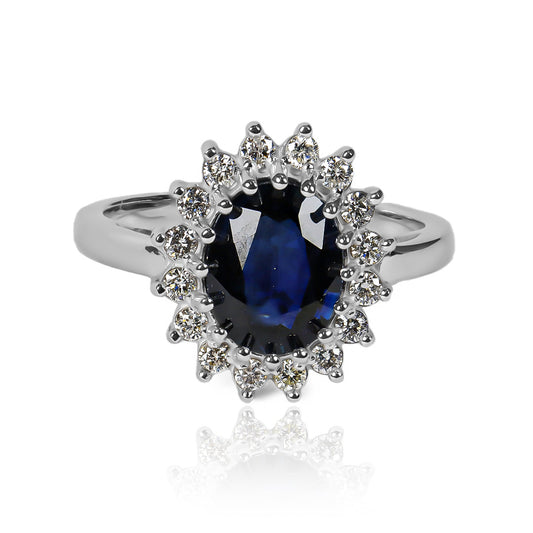 Anillo de compromiso Lady Tradicional. Fabricado en Joyería Caracas, elaborado en oro de 18 quilates, certificado con el más alto estándar de calidad.