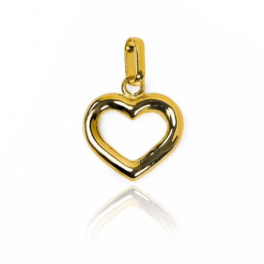 Dije Corazón silueta bombacha. Hecho de Oro 18K por la prestigiosa Joyería Caracas, cuenta con garantía de por vida.