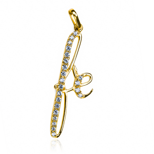 Dije Fe - Bigger crystal de Joyería Caracas. Hecho de oro 18K, cuenta con garantía de por vida.