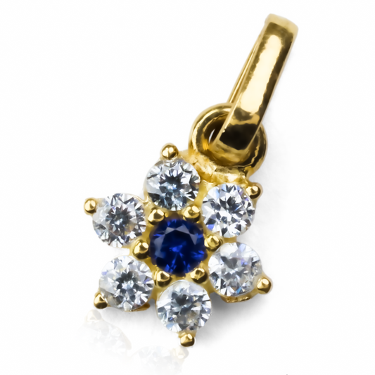 Inspira elegancia y sofisticación con nuestro Dije Flor cristal 6 pétalos blue JT SM. Su diseño exclusivo en Oro 18K, elaborado por Joyería Caracas, asegura una calidad premium. Además, con nuestra garantía para toda la vida, tendrás una pieza atemporal y duradera.
