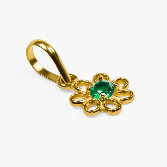 Dije Flor pétalos calados green JT. Hechos de oro 18K y diseñados por Joyería Caracas, cuenta con garantía de por vida.