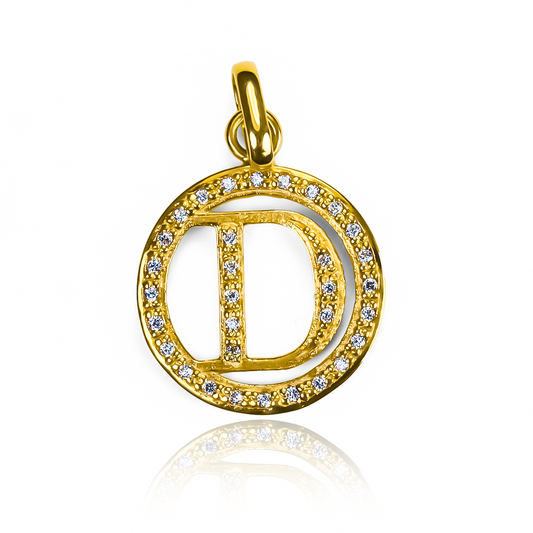 Dije Letra D party cristal JC. Hecho con Oro 18K y garantizado para toda la vida por Joyería Caracas.