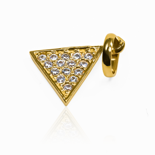 Dije Triangle Cristales JT, elaborados con oro de 18K y provenientes de la Joyería Caracas, cuenta con garantía de por vida.