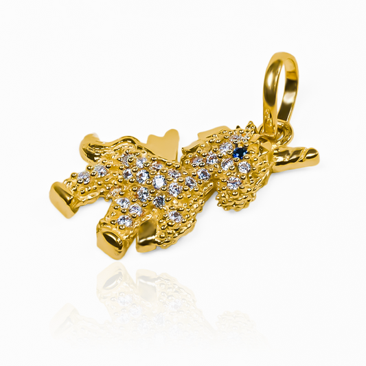 Dije Unicornio cristales JT es una joya de oro 18K con un diseño exclusivo de Joyería Caracas. Cuenta con garantía de por vida.