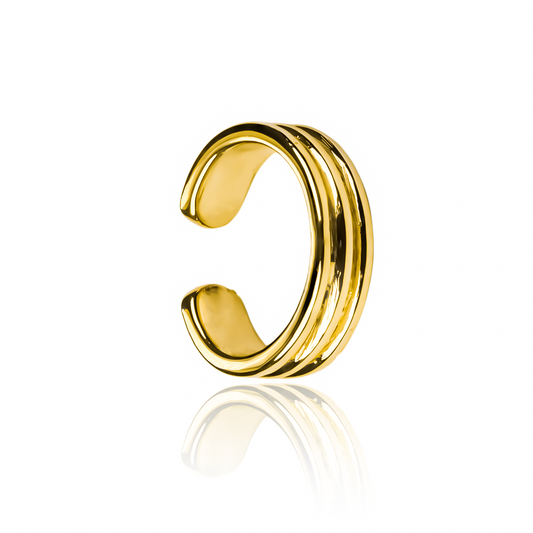 Earcuff Canales, fabricado en oro 18K por Joyería Caracas, cuenta con certificado de calidad y garantía de por vida.