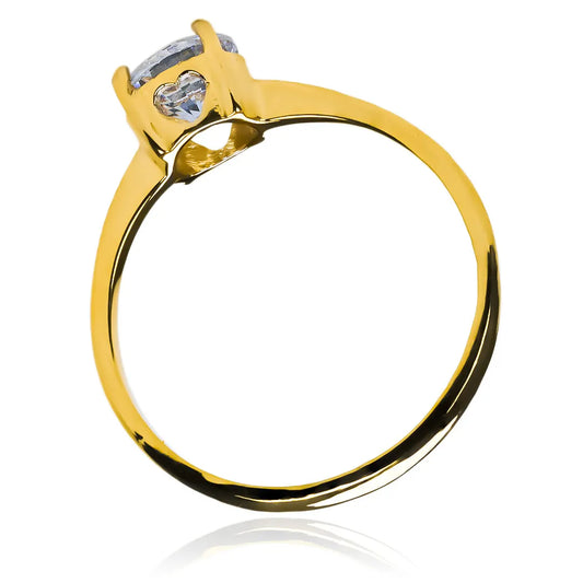 Anillo de compromiso heart box de Joyería Caracas, hecha de oro 18k y viene con un certificado de calidad y garantía de por vida.