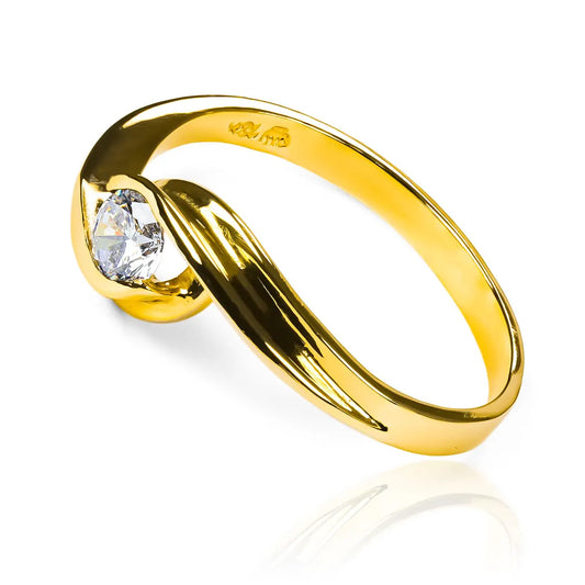 Anillo de compromiso Hug Love, fabricado en oro de 18k y certificado de calidad y garantía de por vida de Joyería Caracas.