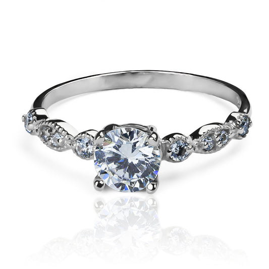 Anillo de compromiso solitario Fashion Garden de la Joyería Caracas. Confeccionado en exquisito oro de 18k con certificado de calidad.