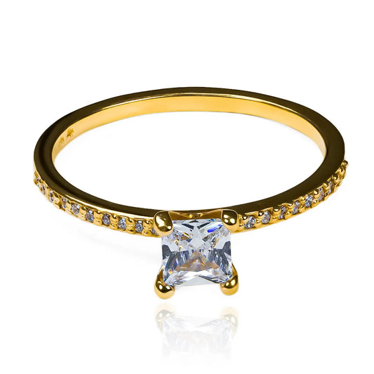 Anillo de compromiso princess ring de Joyería Caracas. Hecho en oro 18k con certificado de calidad y garantía para toda la vida.