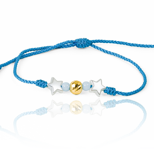 Pulsera Esfera Facetada #6 de Joyería Caracas está elaborada en oro 18k, con detalles en hilo coreano y bisutería de calidad. Con garantía de por vida y sin costo adicional.