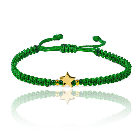 Pulsera de la Joyería Caracas presenta una hermosa estrella en oro 18K, simbolizando triunfo. Con garantía de por vida, es una joya única y duradera.