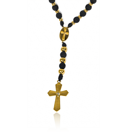 Rosario Tejido Neoprenos, fabricado en oro 18K por Joyería Caracas, cuenta con certificado de calidad y garantía de por vida.