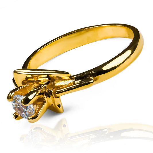 Anillo de compromiso sticks. Fabricado en Joyería Caracas en oro 18 k, este anillo viene con un certificado de calidad y garantía para toda la vida.