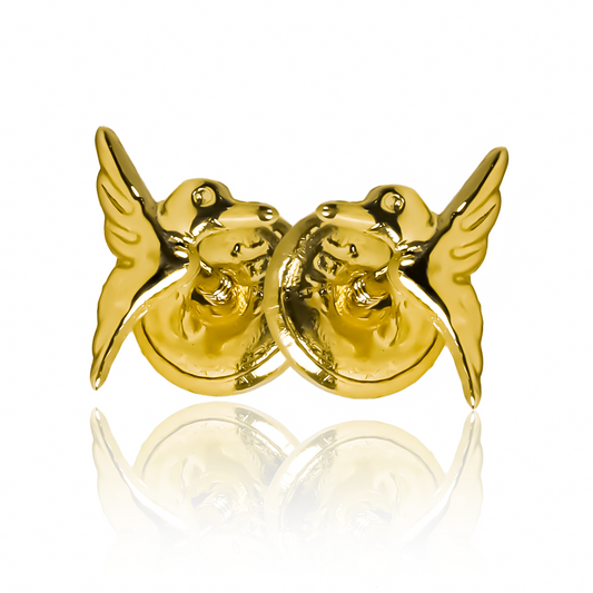 Topitos Colibrí S. Hechos en oro de 18 quilates por Joyería Caracas. Con una garantía de por vida.