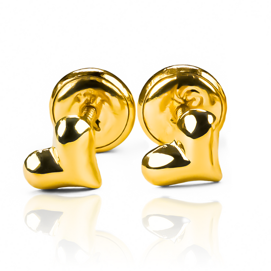 Topitos Corazón Style liso L. Hechos de oro de 18 quilates, estos hermosos joyeros de Caracas son garantía de vida. Luce la mejor calidad y sofisticación en tu colección de joyas.