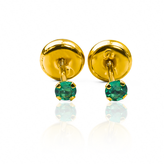 Topitos Esmeraldas 2,75 mm, hechos con Oro 18K por Joyería Caracas. Con una garantía para toda la vida.
