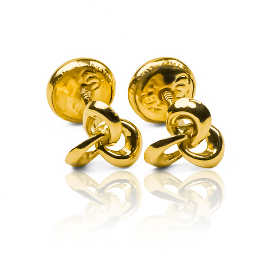 Topitos Espiral x 3 S, una creación de Joyería Caracas en oro de 18 quilates. Con su diseño espiral único, estos pendientes son una verdadera obra de arte. Además, ofrecemos una garantía de por vida para que puedas disfrutar de ellos para siempre.