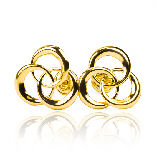 Los Topitos Espiral x 3 XL II son el complemento perfecto para tu joyería de lujo. Hechos con oro de 18K y garantizados para toda la vida por Joyería Caracas, estos topitos se convertirán en tus favoritos. Añade un toque de elegancia y sofisticación a tu look con estos exclusivos topitos espiral.