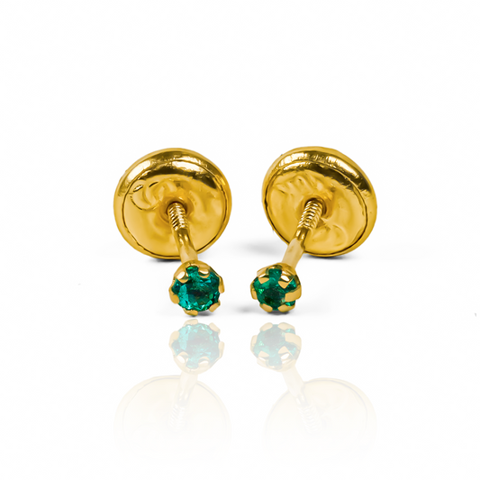 Topitos Gema #2 Esmeraldas fabricados en Oro 18K por Joyería Caracas. Con garantía para toda la vida.