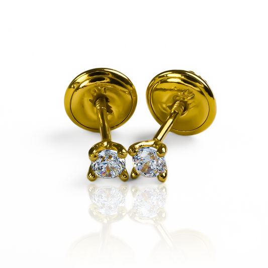 Consigue un brillo elegante y exclusivo con Topitos Gema #2.25. Con su acabado en Oro 18K y diseño de Joyería Caracas, es perfecto para darle un toque de lujo a cualquier atuendo. Y lo mejor de todo, cuenta con una garantía para toda la vida. ¡Un accesorio imprescindible para los amantes de la sofisticación!