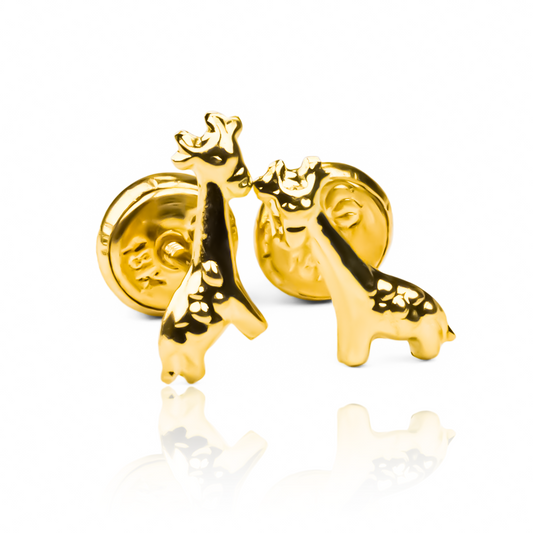 Topitos Jirafas S de Joyería Caracas fabricados en oro 18K y respaldados por una garantía de por vida.