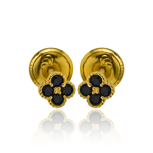 Topitos trébol S Black están hechos con oro de 18k de Joyería Caracas. Una pieza de alta calidad que refleja tu buen gusto y suerte.