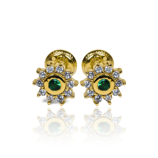 Topitos Flowers Jc, fabricados en Oro 18K por Joyería Caracas, cuentan con certificado de calidad y garantía para toda la vida.