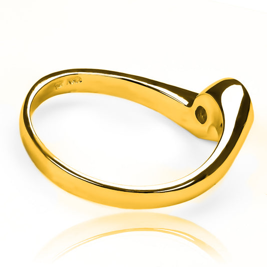 Anillo de compromiso cheffS de Joyería Caracas, elaborada en oro de 18k y acompañada de un certificado de calidad y garantía para toda la vida.