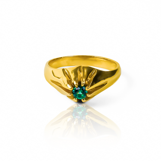 Joyería Caracas con nuestro anillo Green Candy. Hecho de oro 18k. Además, ofrecemos una garantía para toda la vida.