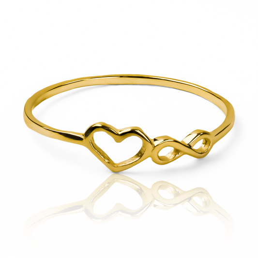 Anillo infinity heart. Hecho de oro 18k en Joyería Caracas, este elegante anillo viene con una garantía para toda la vida.