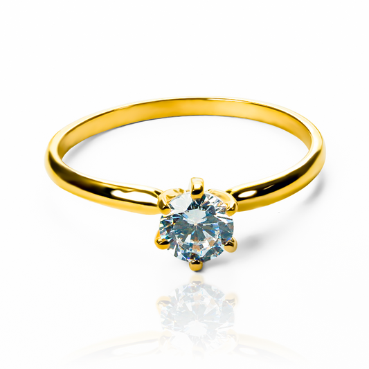 Anillo de compromiso skinny de Joyería Caracas, fabricado en oro 18k, cuenta con un certificado de calidad y garantía para toda la vida.