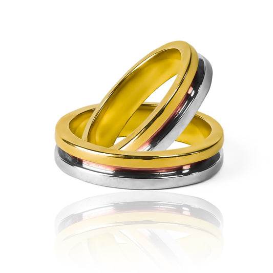 Argollas de matrimonio Canal 3 Oros, fabricadas en oro 18k de la más alta calidad de Joyería Caracas, vienen con certificado y garantía de por vida.