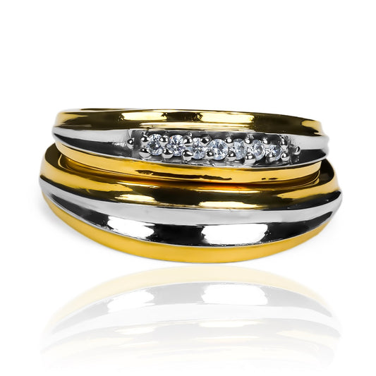 Argollas de matrimonio Chinas Lovers, fabricadas en oro 18k por Joyería Caracas, cada argolla viene con un certificado de calidad que asegura su autenticidad.