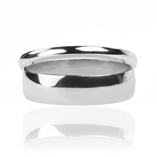 Argollas de matrimonio classic III, elaboradas en oro 18k por Joyería Caracas, cada argolla viene con un certificado de calidad y garantía de por vida.