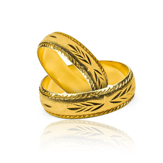 Argollas de matrimonio Espiga Recta, elaboradas en oro 18k por Joyería Caracas, cuenta con certificado de calidad y garantía de por vida.