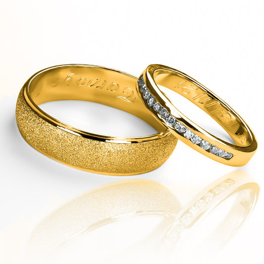 Argollas de matrimonio God's hand mate, fabricadas en oro de 18 quilates de Joyería Caracas, cuenta con un certificado de calidad, autenticidad y garantía de por vida.