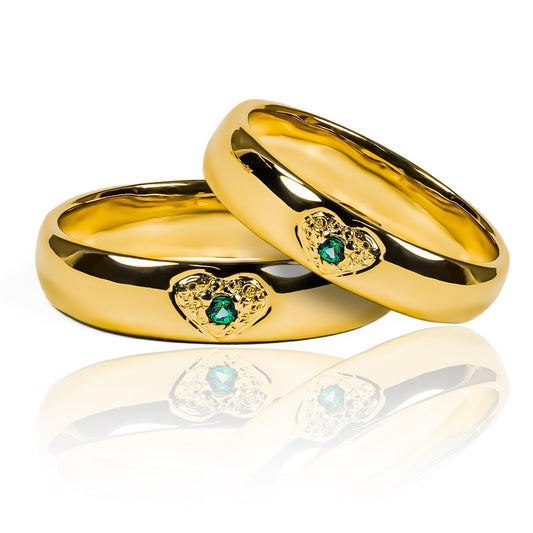 Argollas de matrimonio Green Heart de Joyería Caracas fabricados en oro 18 quilates, cada argolla viene con un certificado de calidad y garantía para toda la vida.