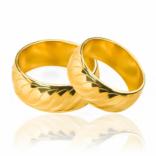 Argollas de Matrimonio Shine Esse, elaboradas en oro 18 quilates por Joyería Caracas, cada anillo viene con un certificado de calidad y garantía para toda la vida.