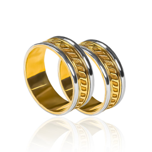 Argollas de matrimonio Stair Love, elaborados en oro 18k por Joyería Caracas y vienen con certificado de calidad y garantía para toda la vida.
