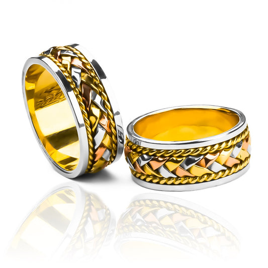 Argollas de matrimonio trenza clásica XL, elaboradas en oro 18k de Joyería Caracas, cuentan con certificado de calidad, lo que garantiza su autenticidad y durabilidad.