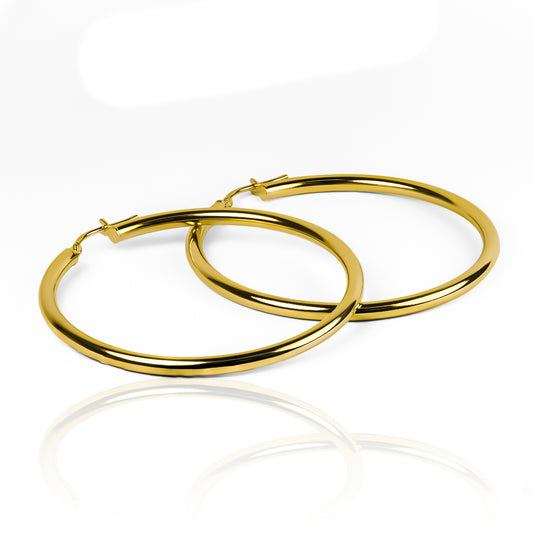 Candongas tubo Clásica XXL, fabricadas en Oro 18K por Joyería Caracas, con garantía para toda la vida.