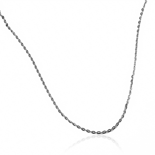 Cadena mini eslabón seguido white XS 50 I de Joyería Caracas está delicadamente elaborada en oro 18k, garantizando su calidad y durabilidad de por vida.