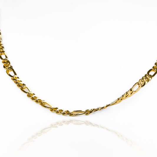 Cadena cubana 3x1 L50 es una elegante pieza de Joyería Caracas, hecha de oro de 18k de alta calidad. Cuenta con garantía de por vida.