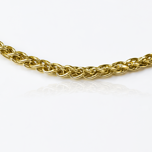 Cadena Espina M45 en oro de 18K de la Joyería Caracas es una pieza de alta calidad, elaborada con el mejor oro y diseñada para brindar un toque elegante, cuenta con garantía de por vida.