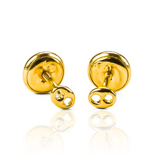 Topitos Calabrote mini de Joyería Caracas, hechos con fina joyería de oro de 18 quilates. Un toque exclusivo y de lujo para complementar tu estilo. Diseñados para aquellos que aprecian la belleza y calidad.