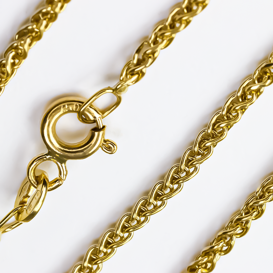 Cadena Espina M45 en oro de 18K de la Joyería Caracas es una pieza de alta calidad, elaborada con el mejor oro y diseñada para brindar un toque elegante, cuenta con garantía de por vida.